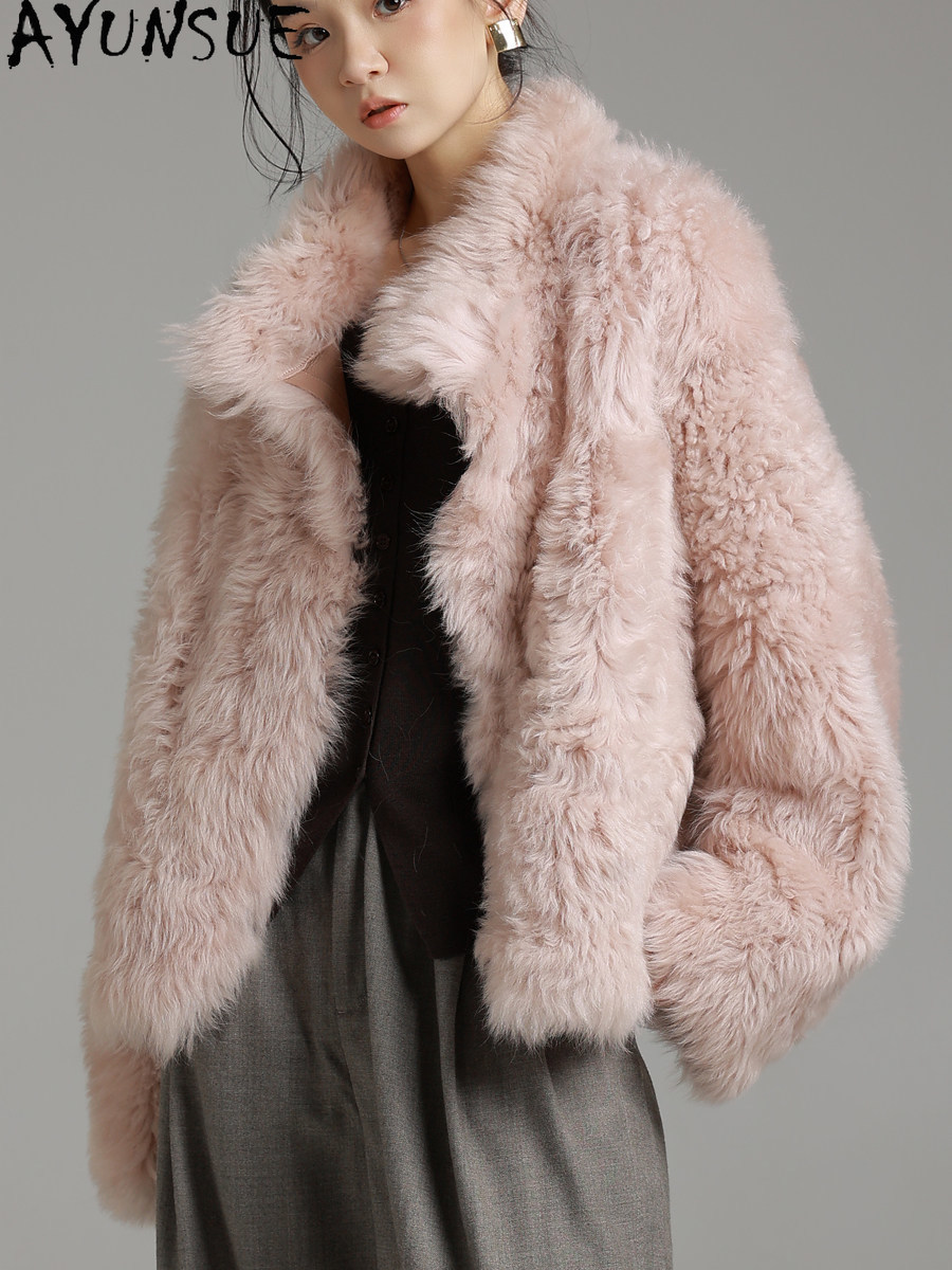 AYUNSUE Natural Tuscany Sheeps - Wool Coat Peacoat 评论和价格
